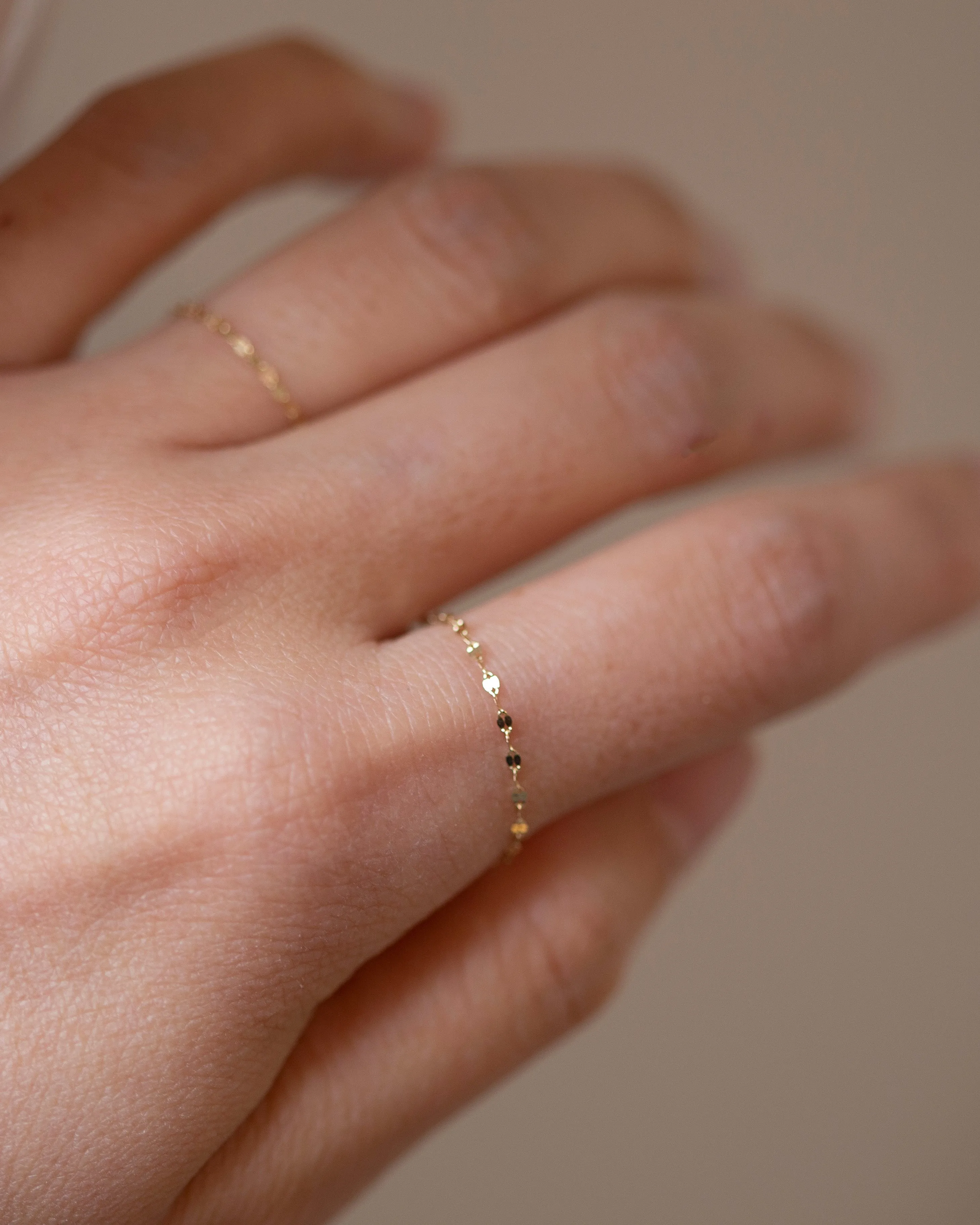 14k Dainty Dapped Chain Ring