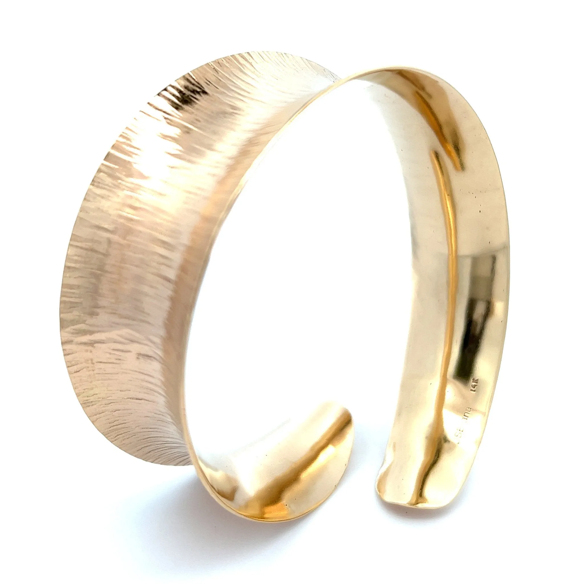 14K Gold Chased Anticlastic Bangle Bracelet