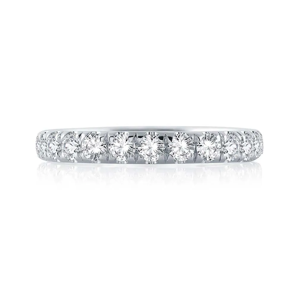 14K White Gold 0.25cttw. Diamond Classic Prong Straight Wedding Band