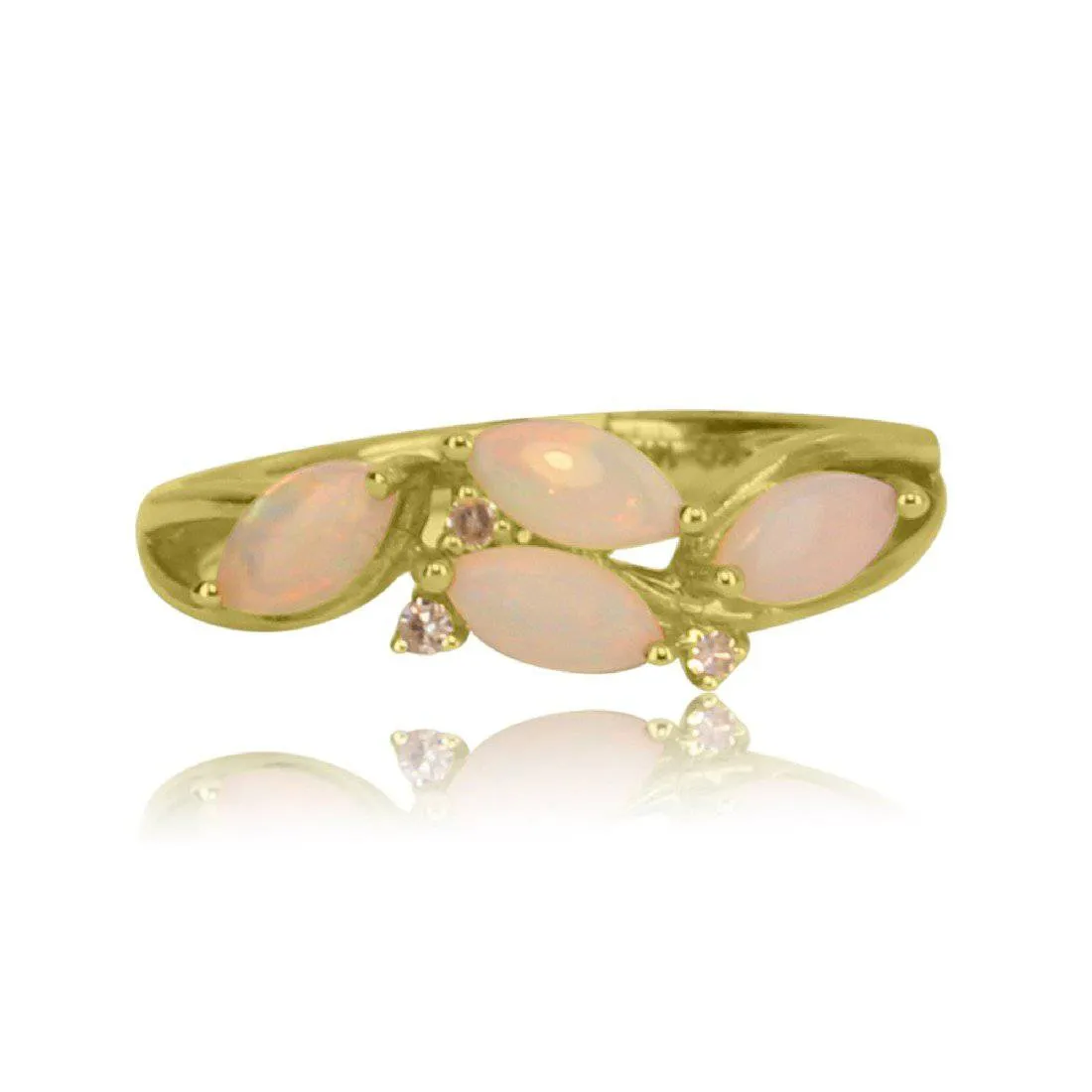 14kt Yellow Gold Opal ring