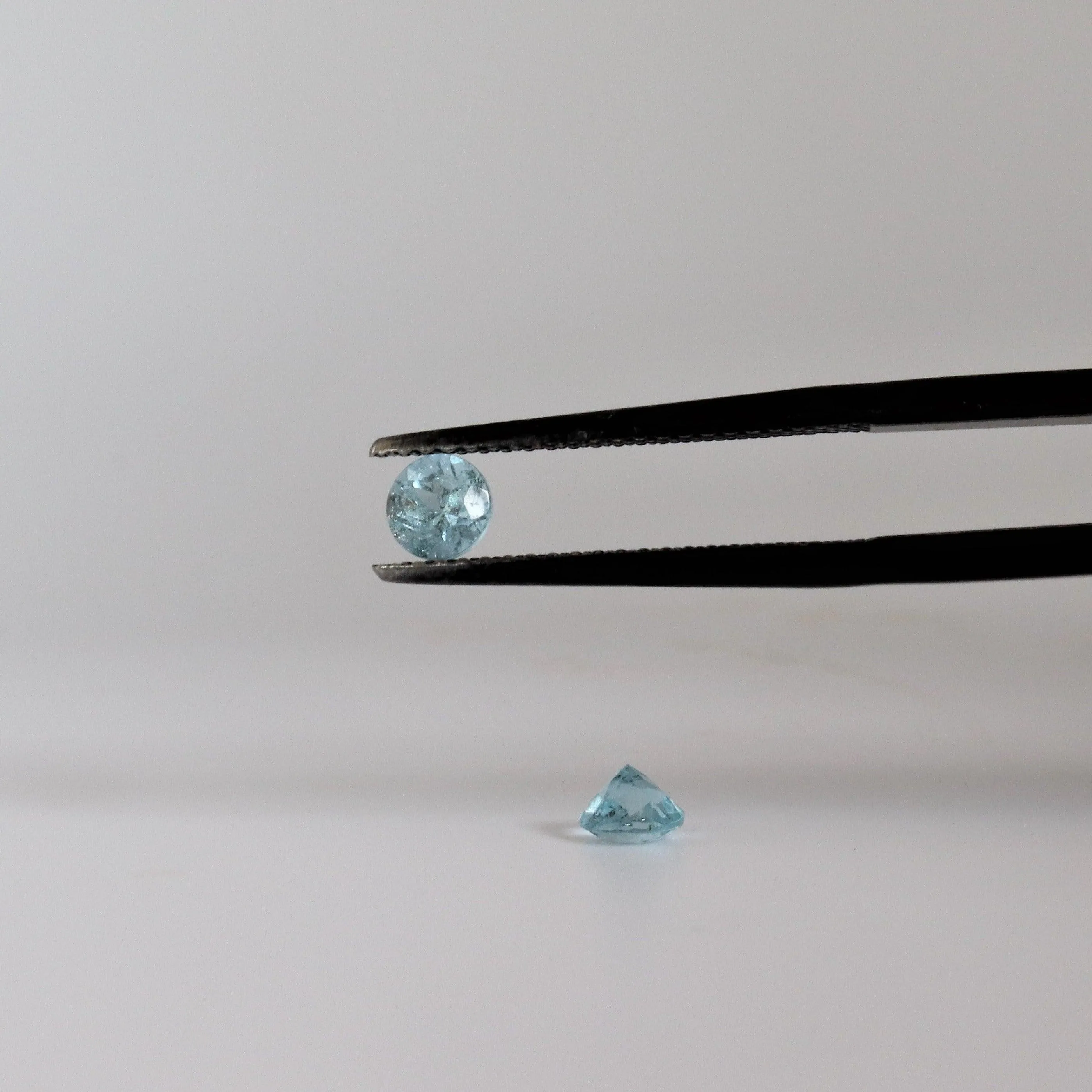 4.1mm Round Aquamarine Stone