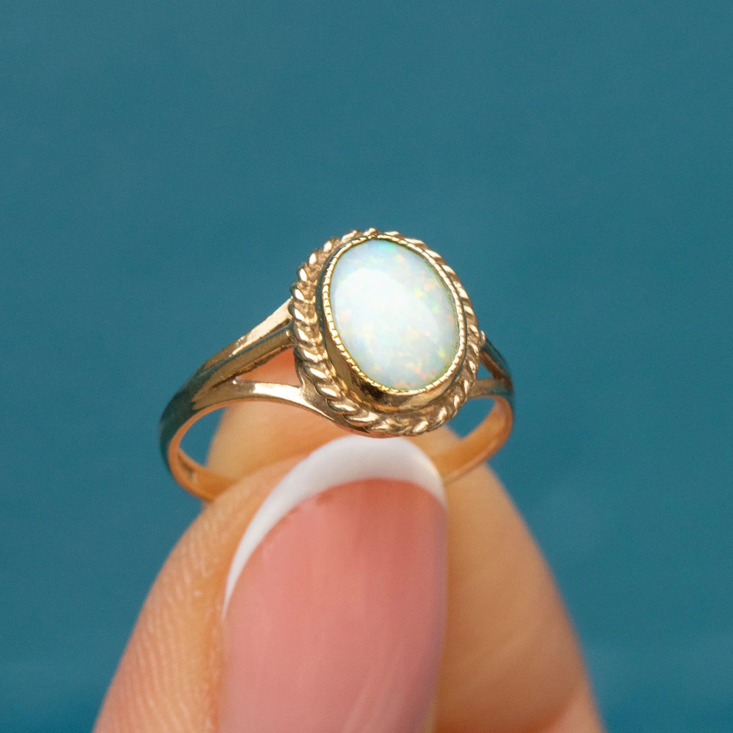 9ct Gold Opal Ring, 0.87ct