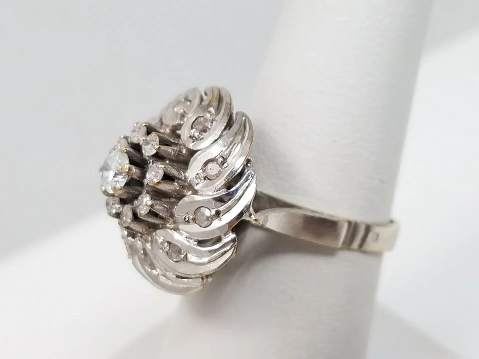 Classy Vintage 12k White Gold Natural Diamond Swirly Ring