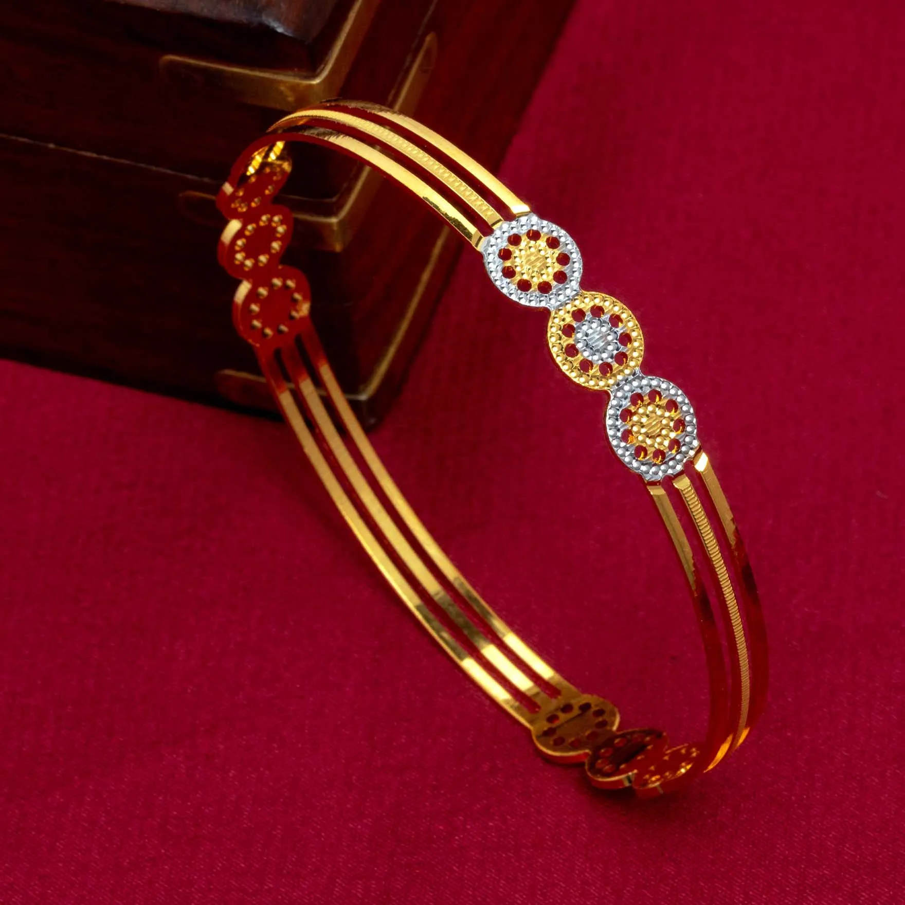 Gold Bangle PRGB145-29-091