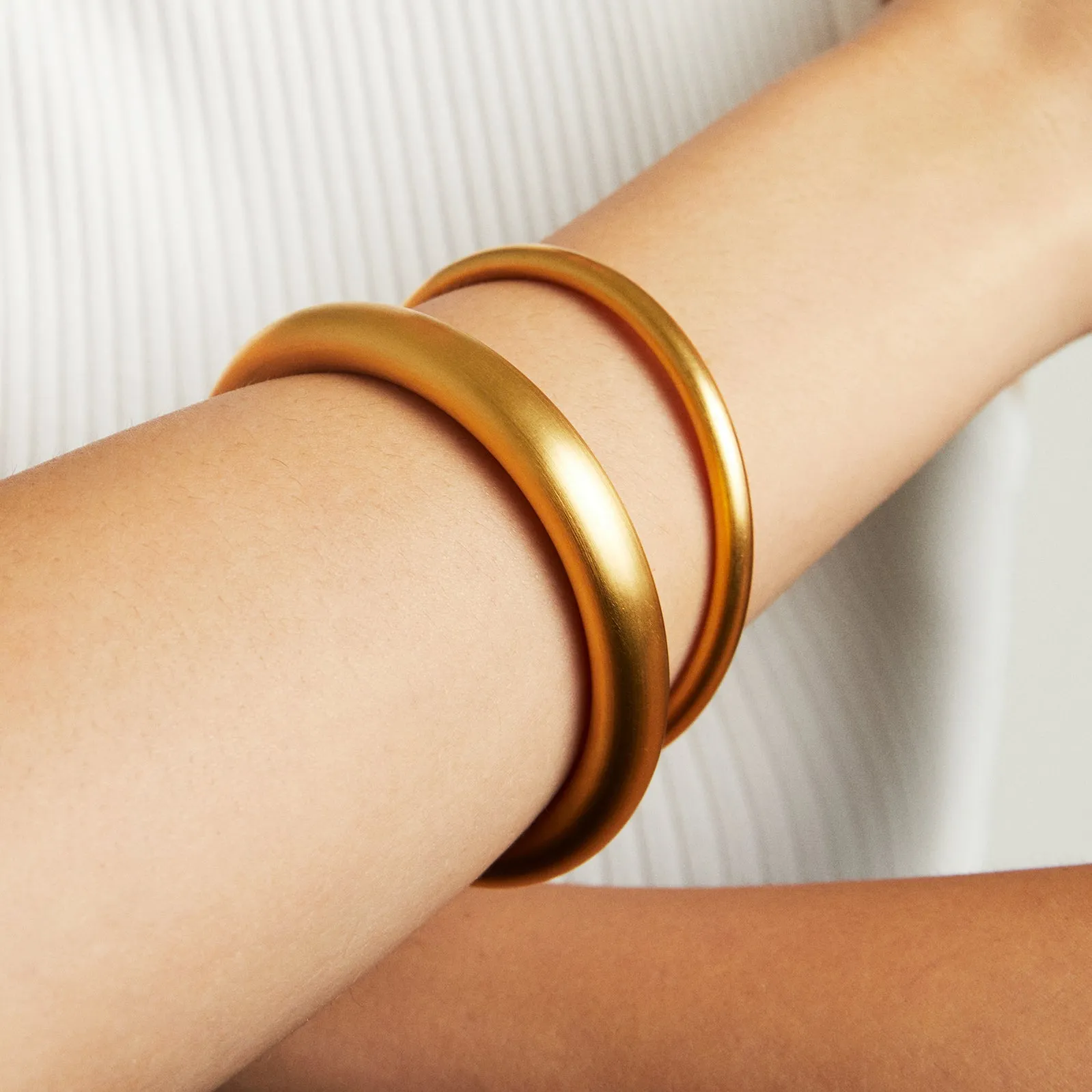 Large Dune Hinge Bangle