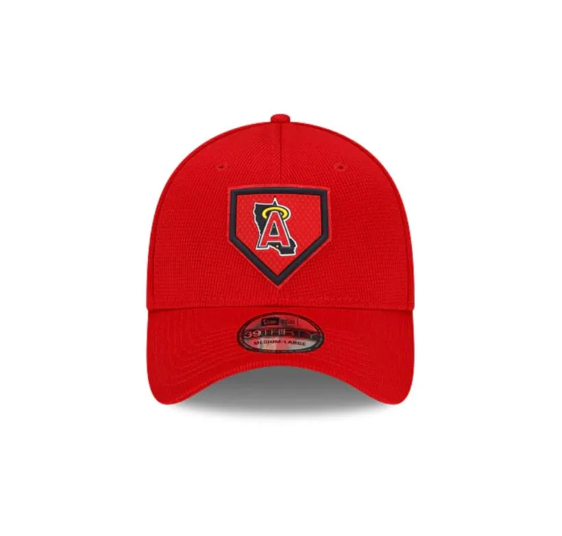 Los Angeles Angels New Era 39THIRTY 2022 Clubhouse Flex Fit Hat