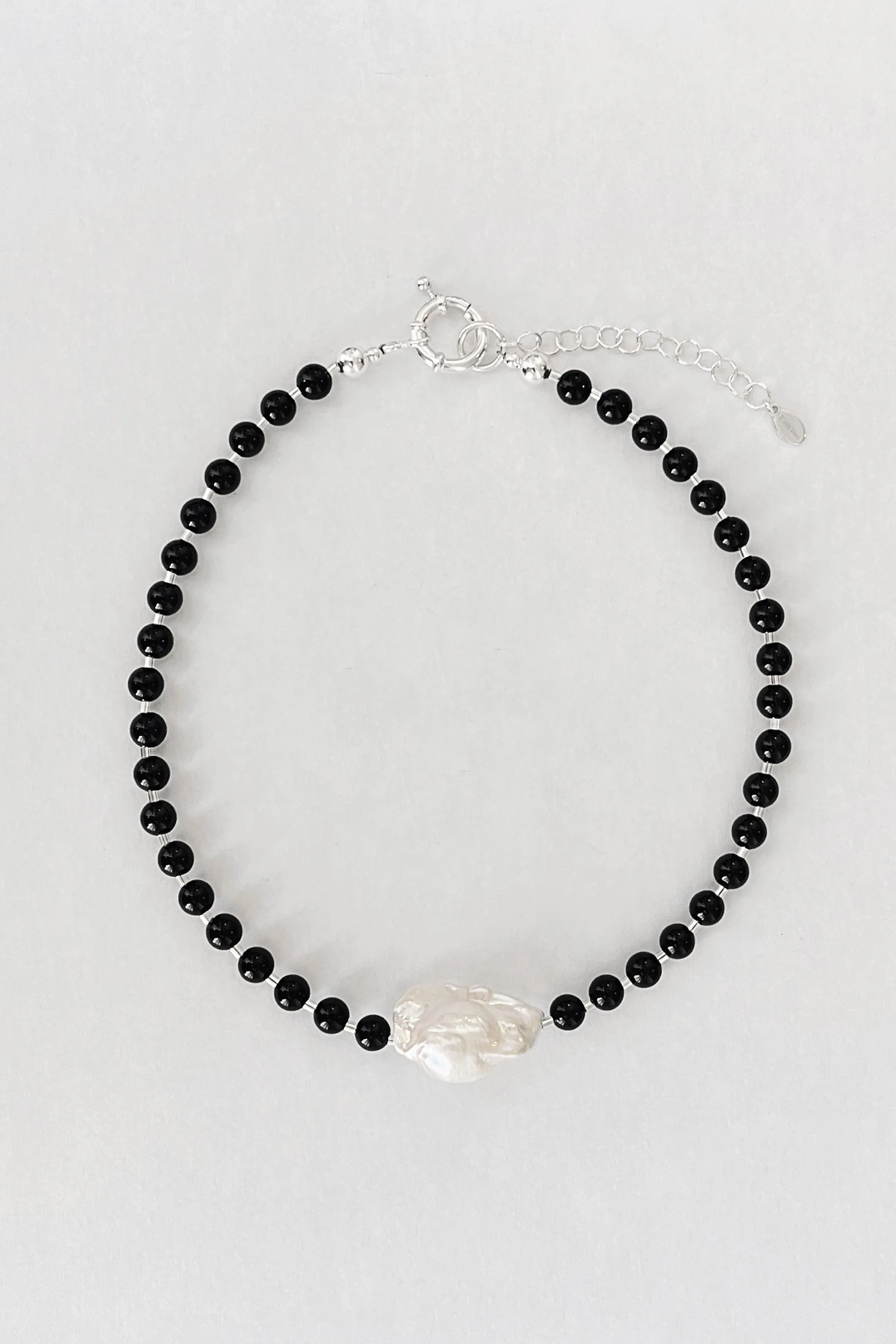 Mila Necklace (Black Onyx)