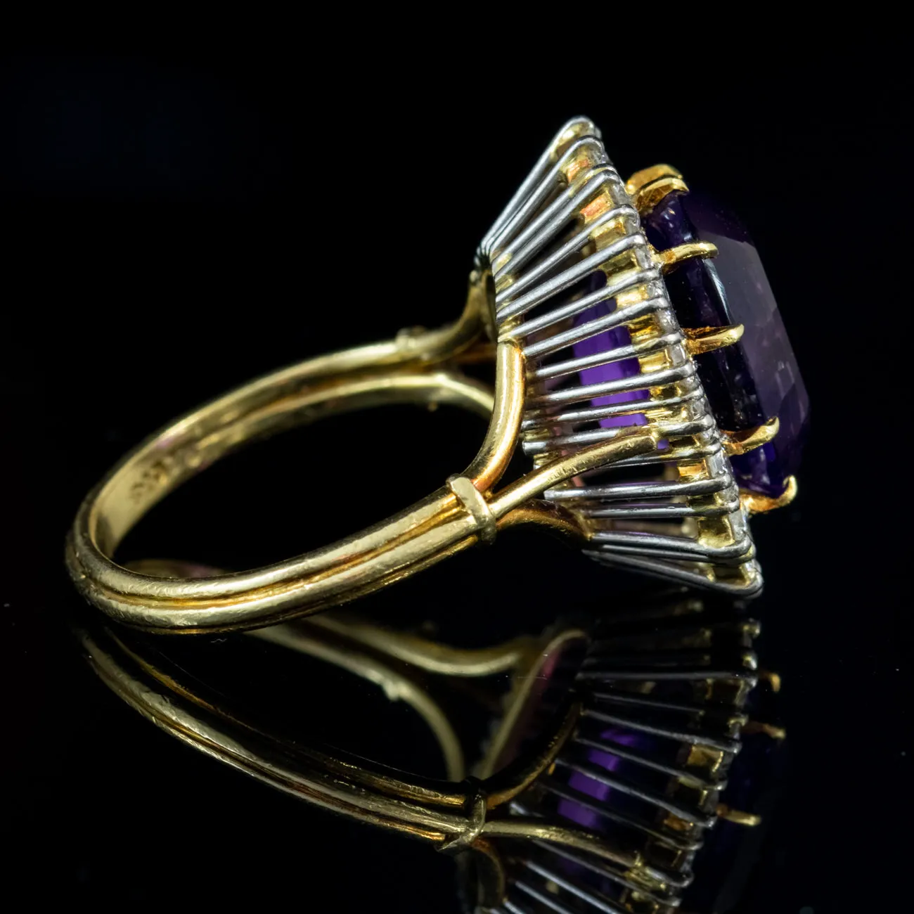 Vintage Amethyst Diamond Ring 18Ct Gold 6Ct Amethyst Dated 1974