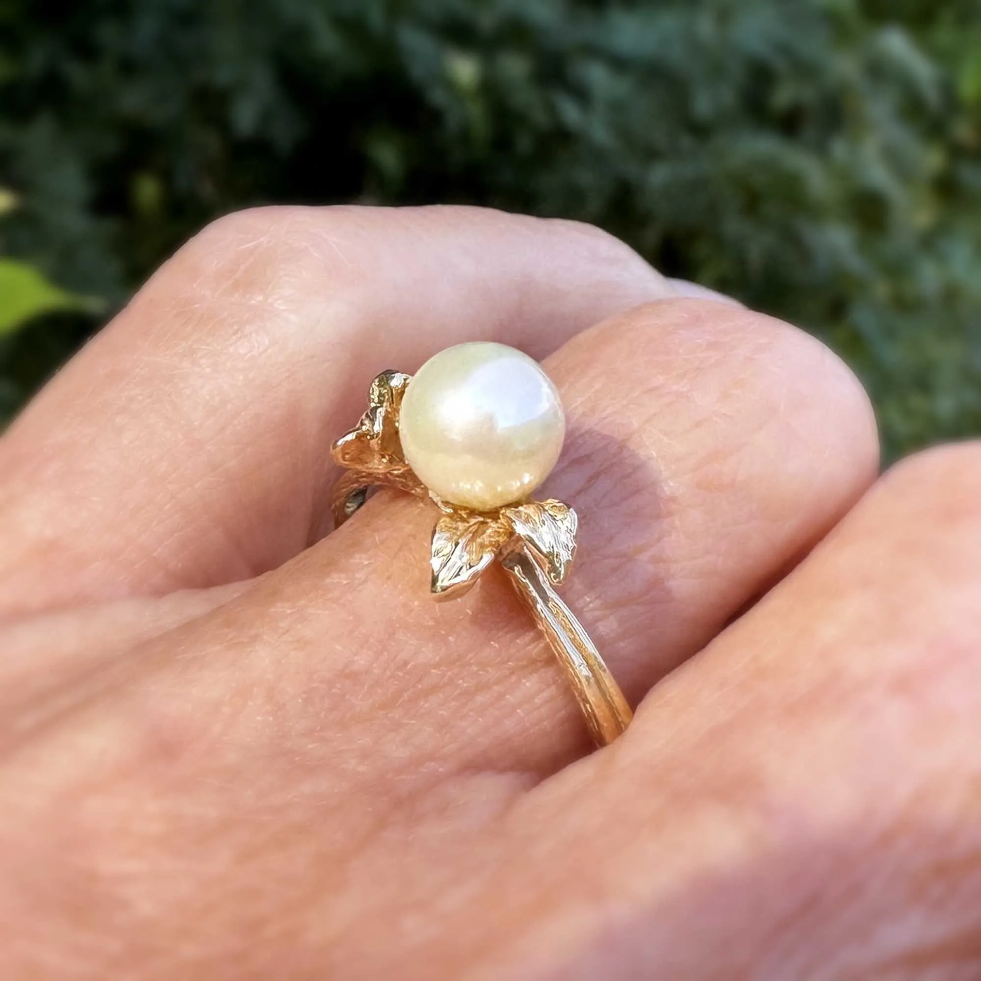 Vintage Na Hoku 14K Gold Pearl Plumeria Ring